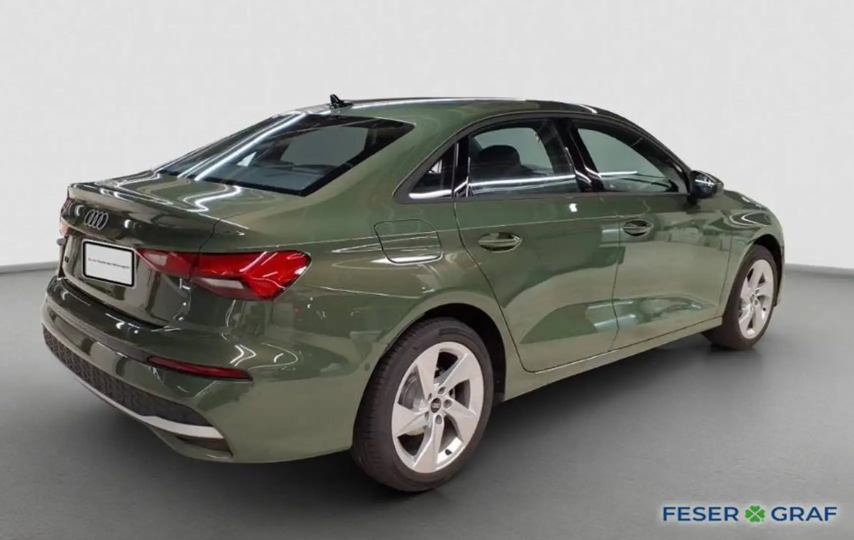 Audi A3 Limousine 35TFSI Navi/SHZ/Kamera/ACC/AHK Grün - 2