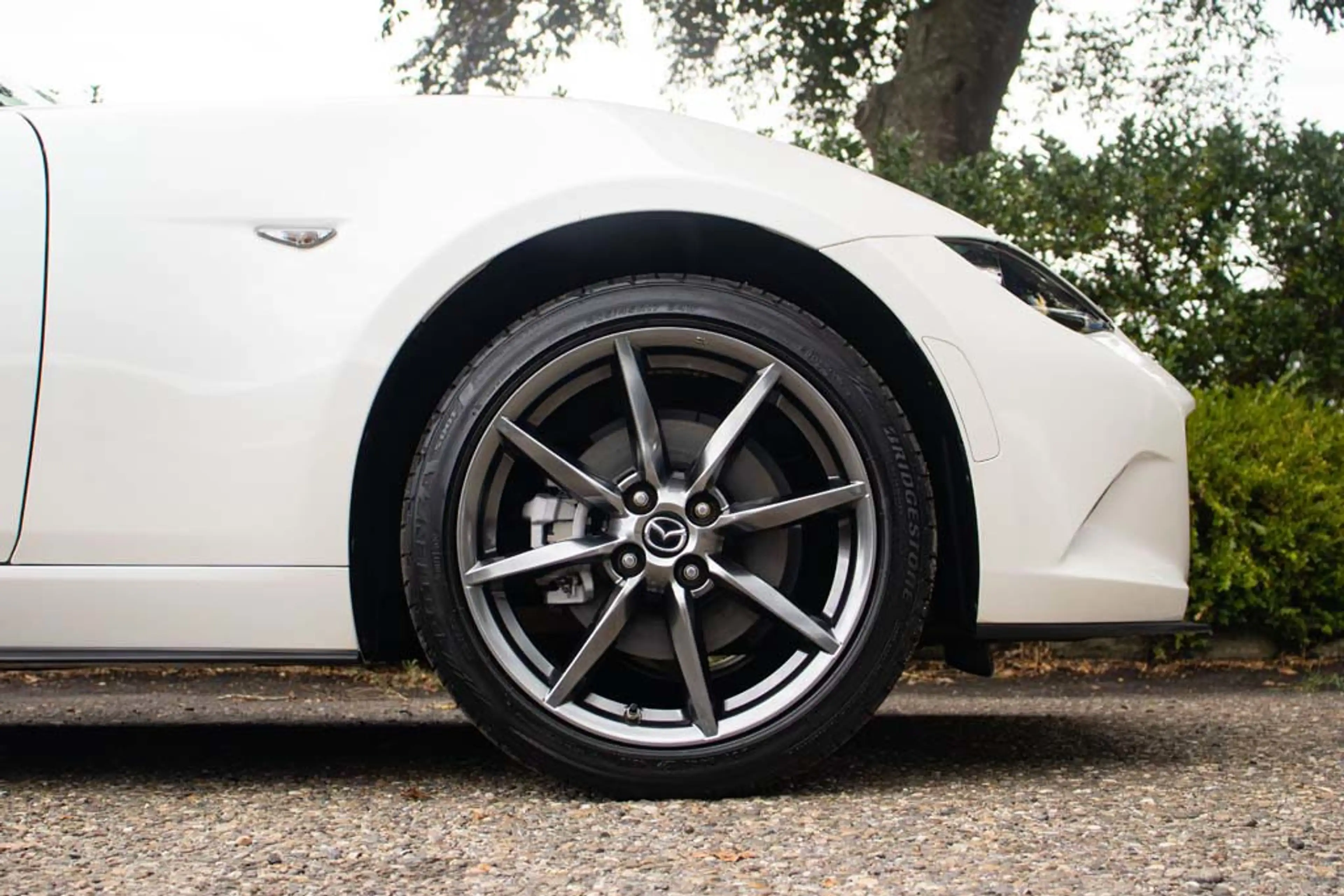 Mazda MX-5 RF NDRF 2.0l SkyActiv-G 184 GT-M Snowflake White P — photo 8