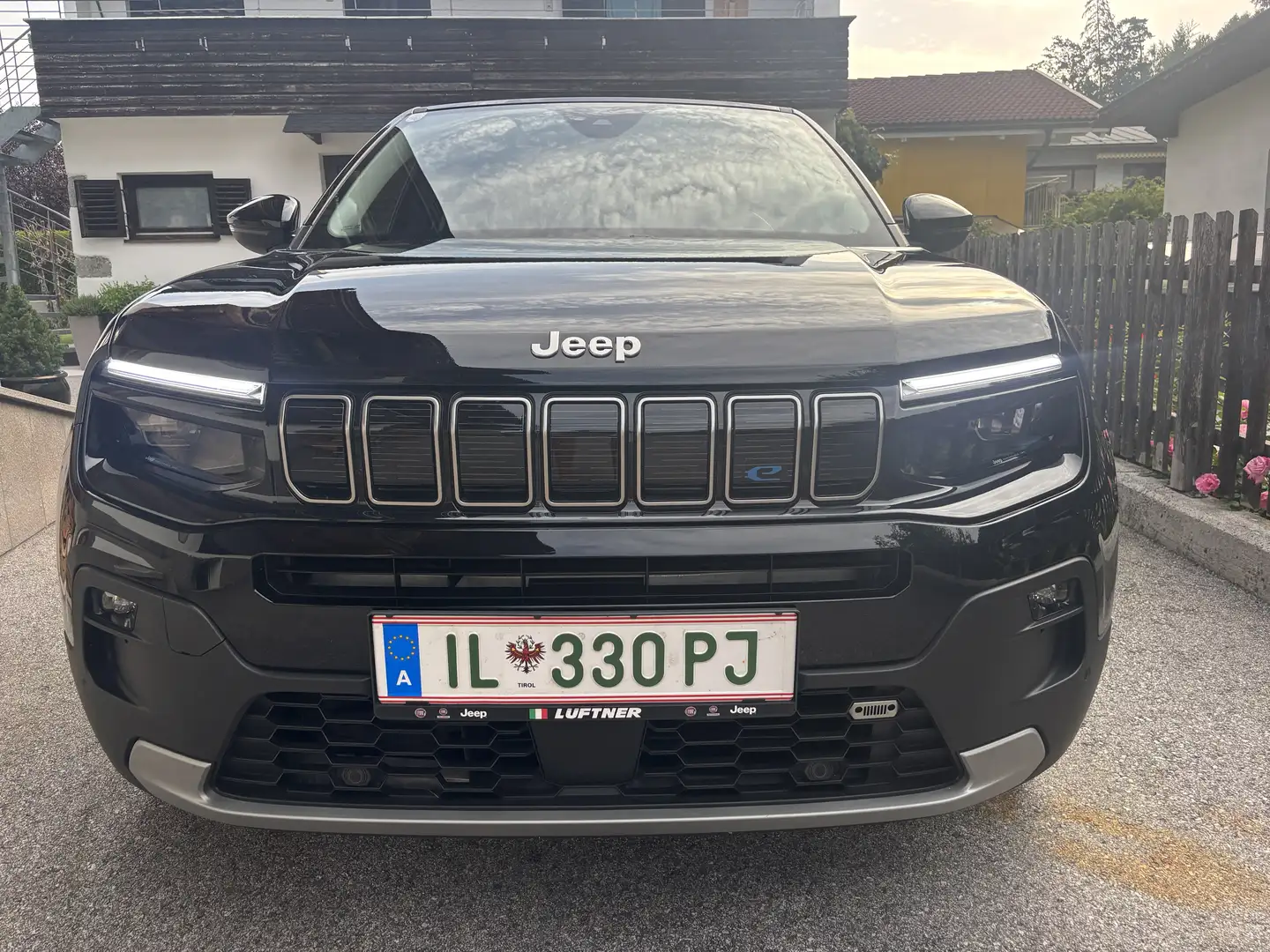 Jeep Avenger BEV 54kWh Summit - 1