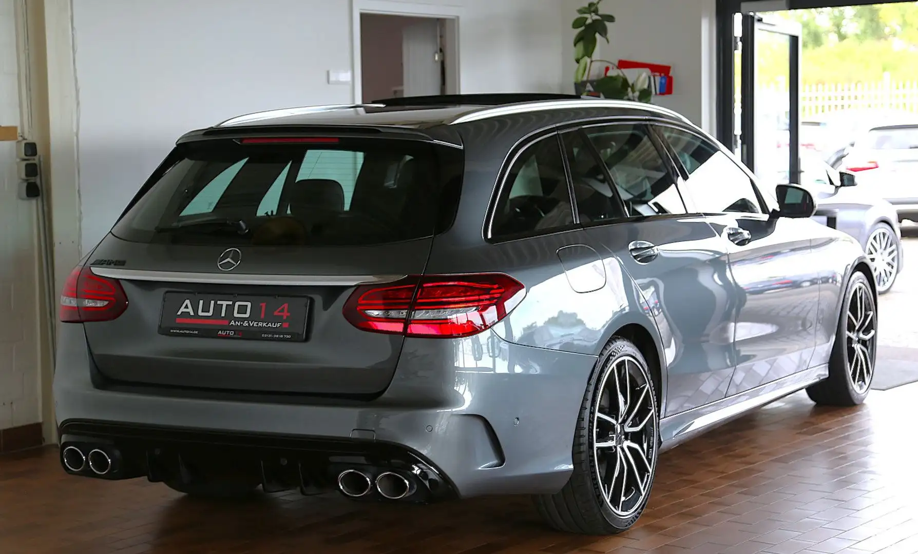 Mercedes-Benz C 43 AMG T AMG 4M Sportabgas Panorama Comand Kamera Grau - 2