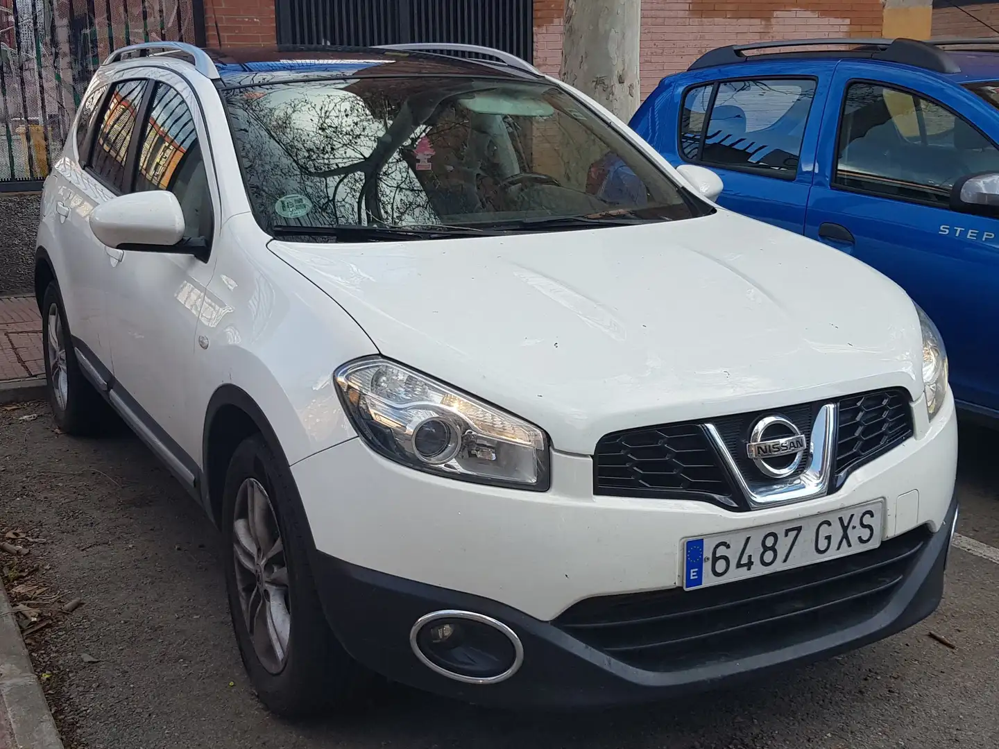 Nissan Qashqai+2 Q+2 2.0dCi Acenta 4x2 Weiß - 1