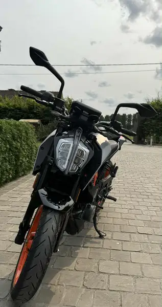 KTM 390 DUKE - foto 3