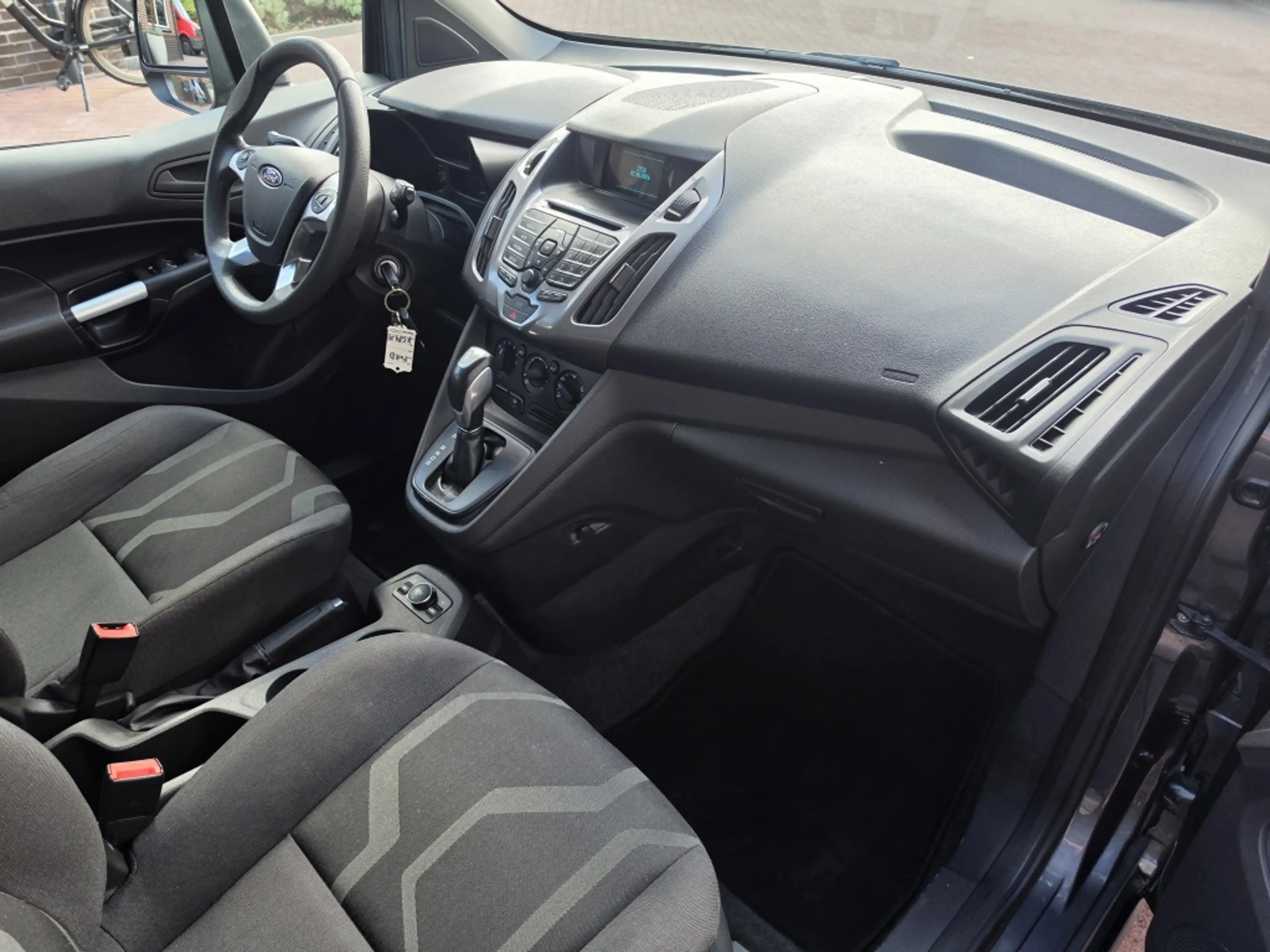 Ford Tourneo Connect Grand | 7 Pers | Tr 1.6 Titanium 7p. — photo 2