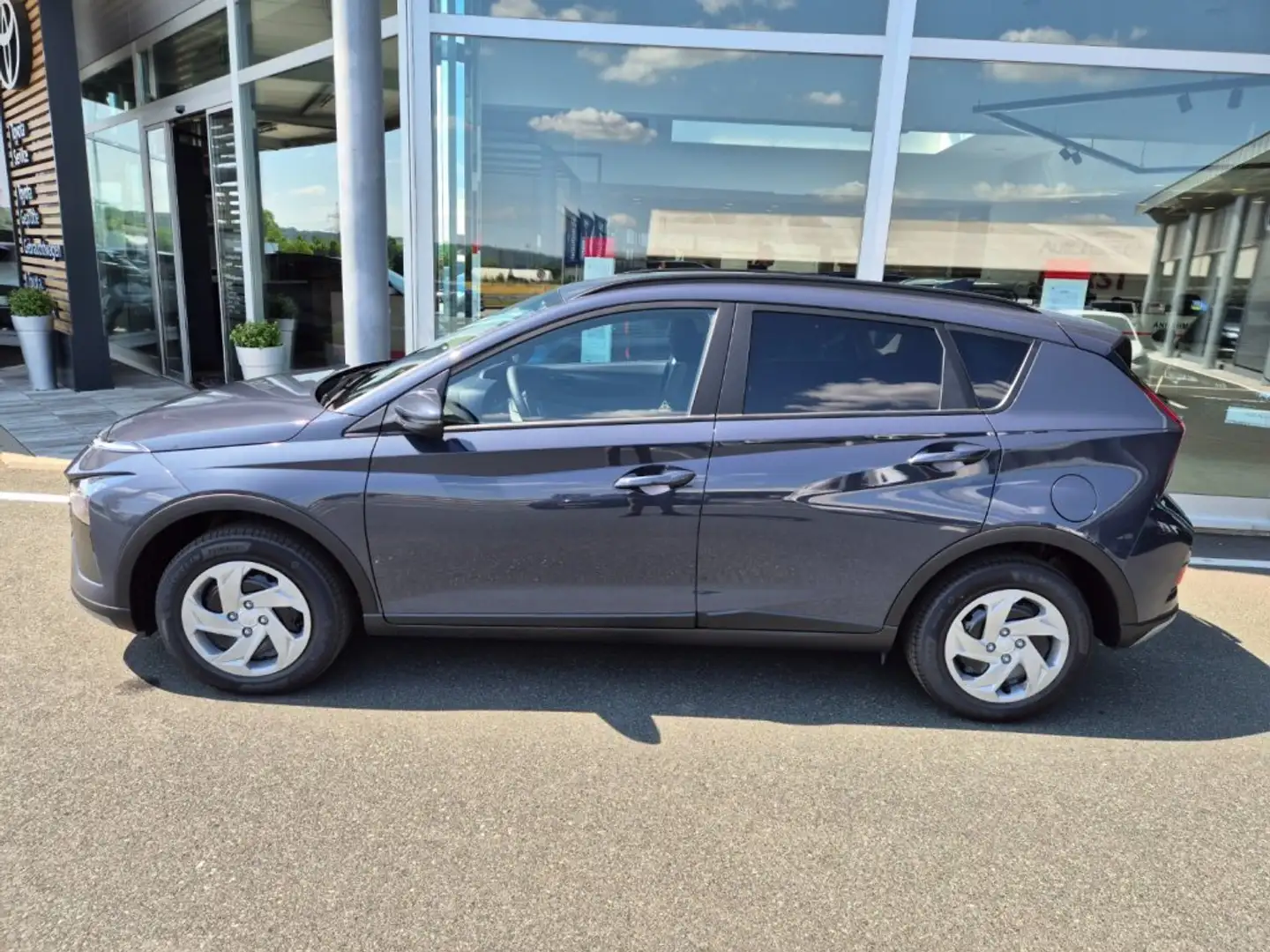 Hyundai BAYON GO 1.2 MPI y5bg1-PP1 Grau - 2