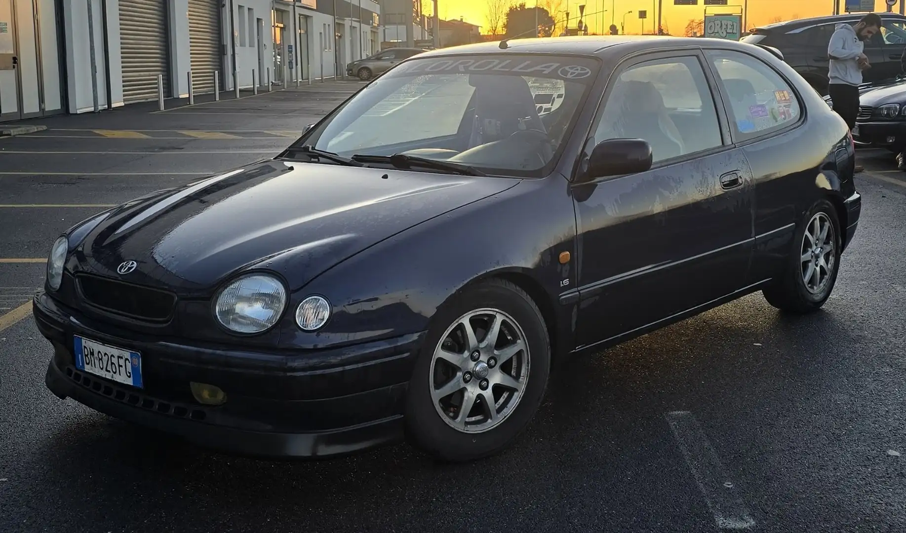 Toyota Corolla 1.6 G6 110cv 3p - 1