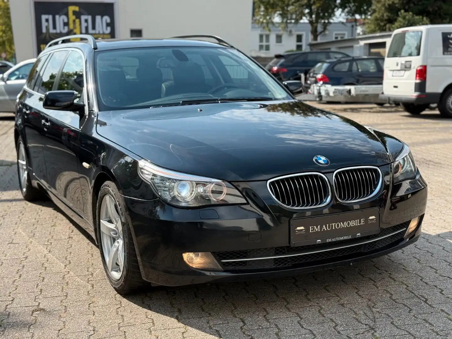 BMW 530 d*3.Hand*Scheckheft*Unfallfrei*Hu Neu*8fach* Schwarz - 1
