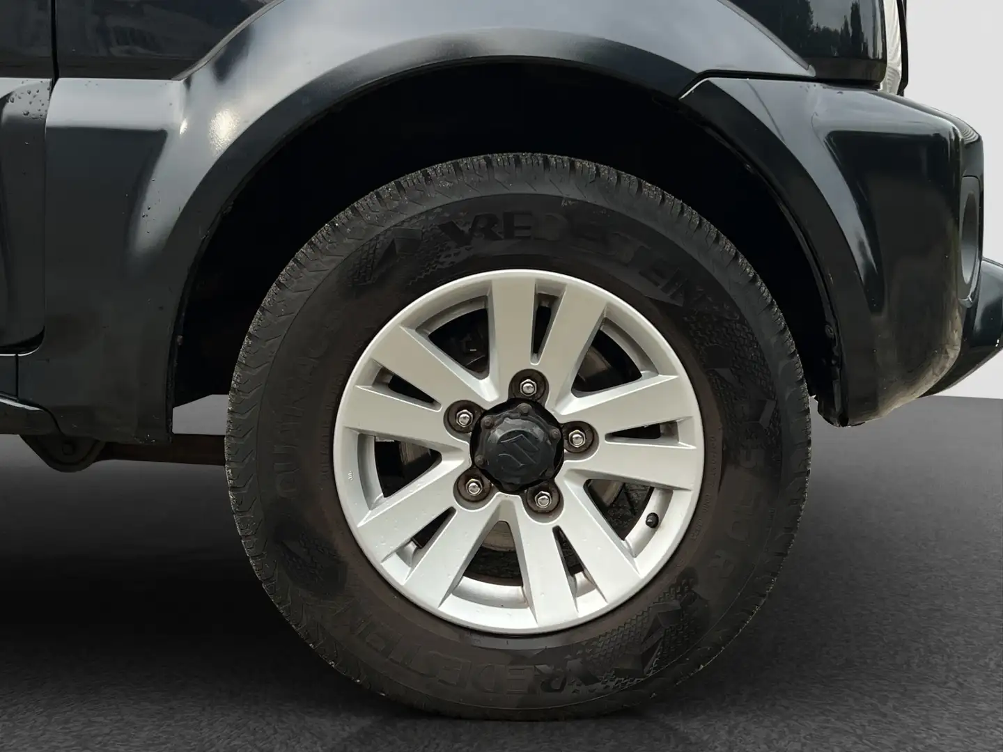 Suzuki Jimny 1.3 Exclusive | 4WD | 4-Persoons | Trekhaak Noir - 2