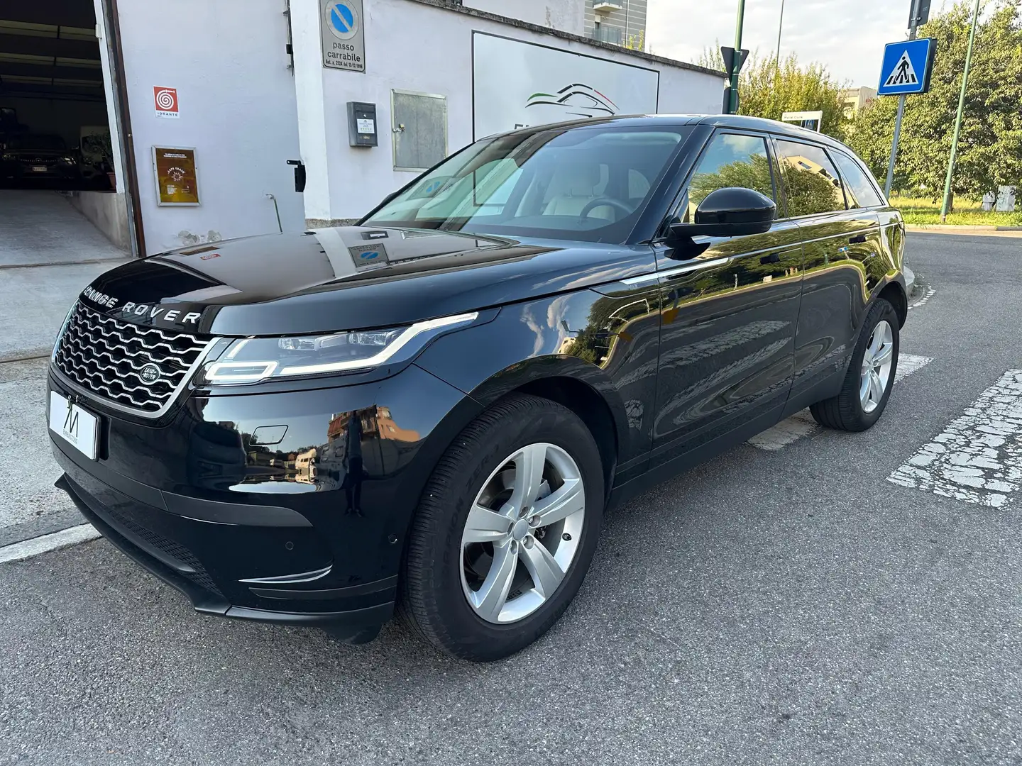 Land Rover Range Rover Velar 2.0 si4 S 250cv AWD - AUT/NAV/TETTO/CAMERA/PDC/LED Nero - 1