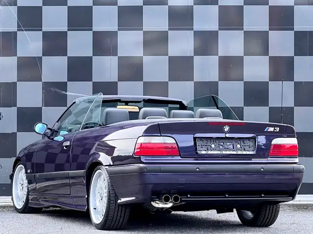 BMW M3 view 6