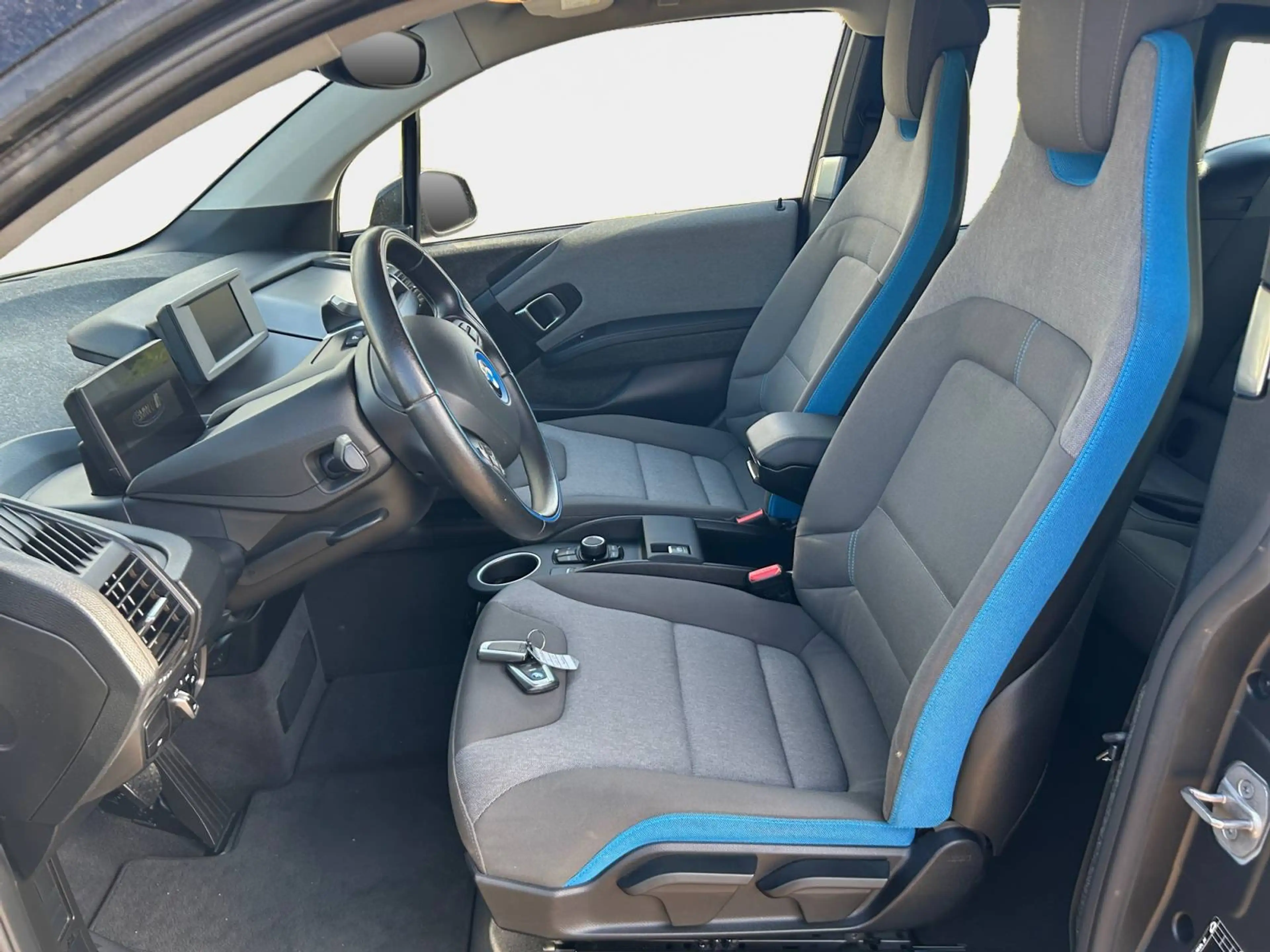 BMW i3 Basis — photo 10