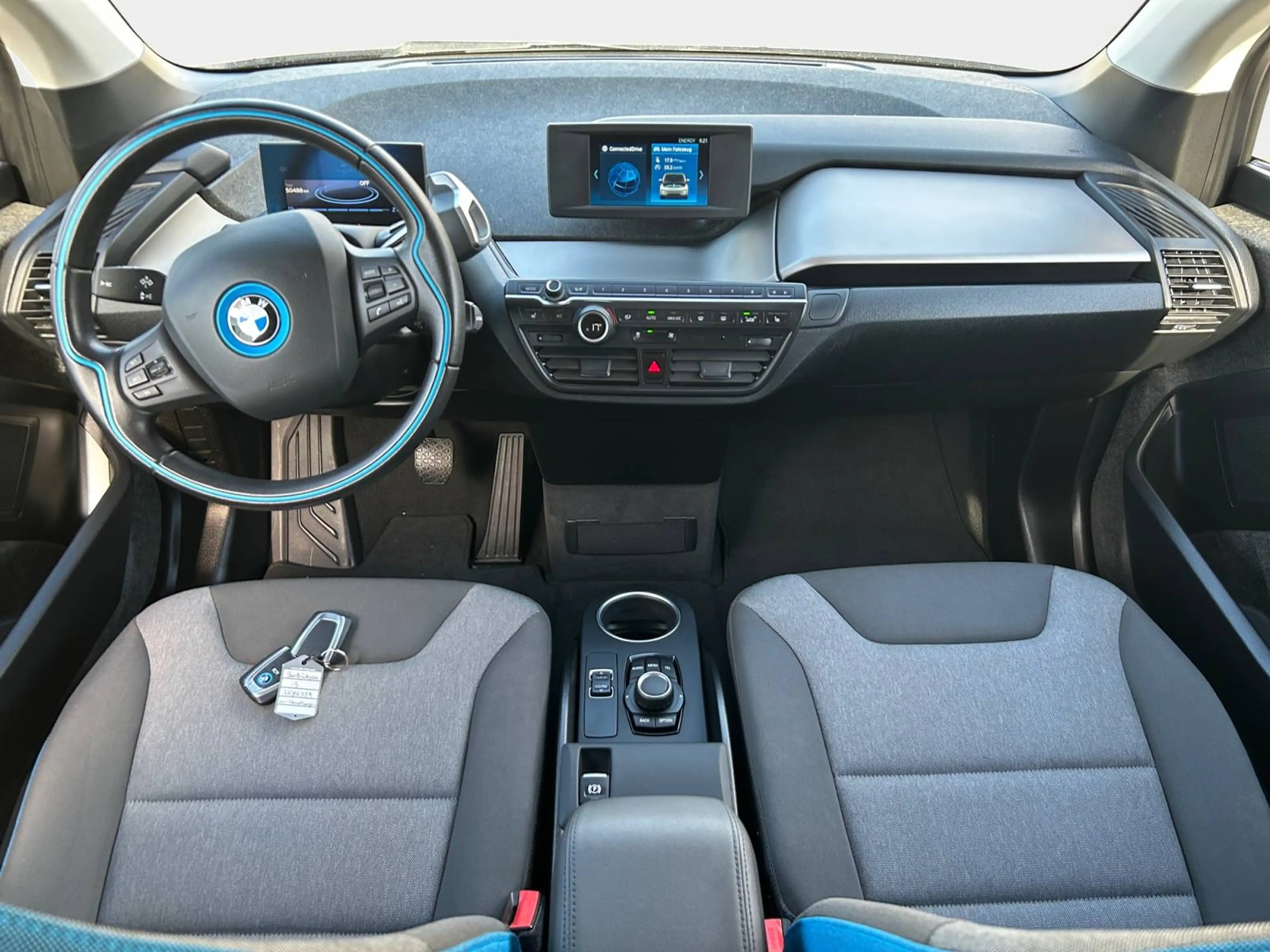 BMW i3 Basis — photo 11