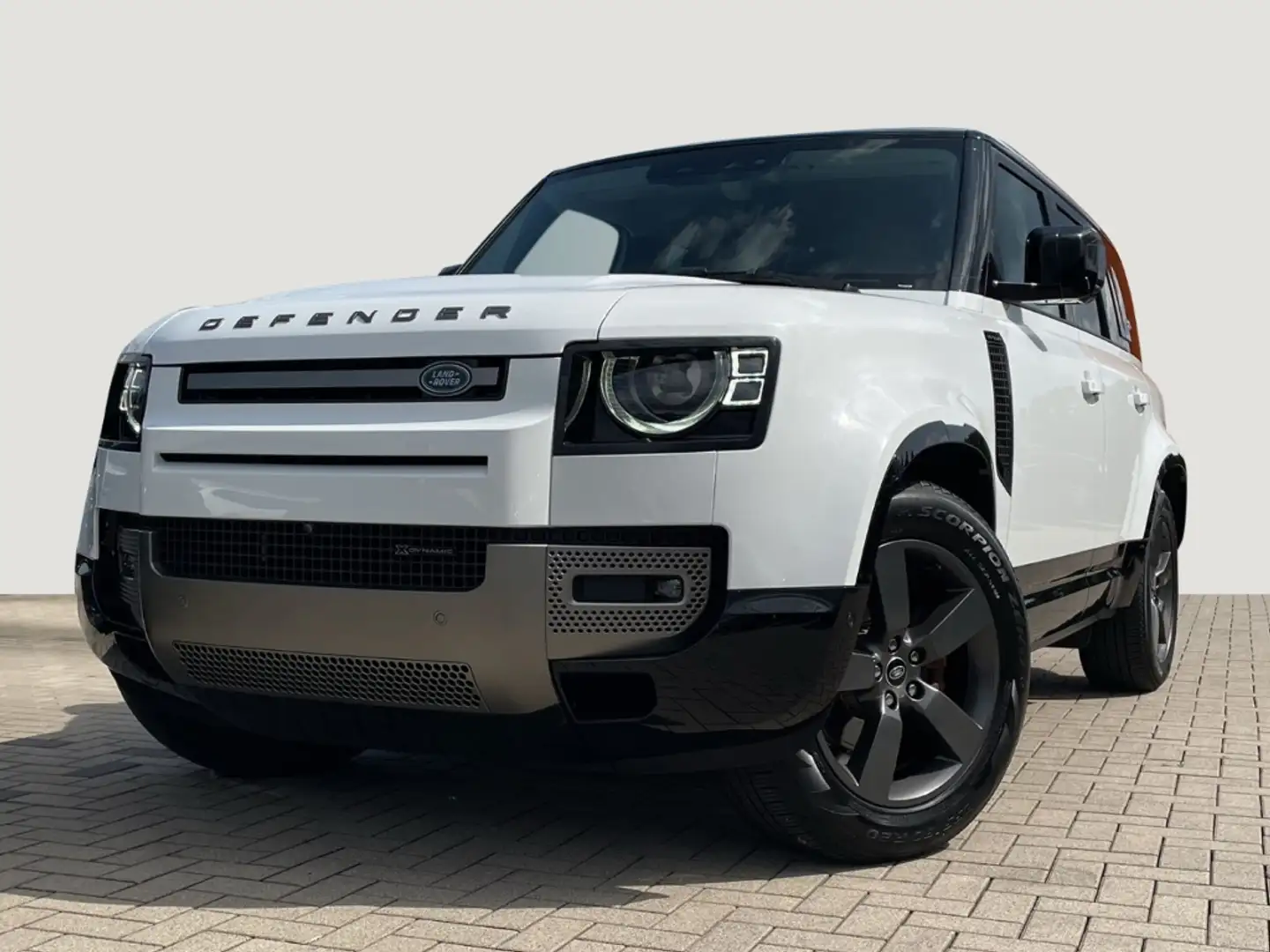 Land Rover Defender 110 X-Dynamic SE 3.0 D200 Mild-Hybrid EU6d AHK abn Weiß - 1