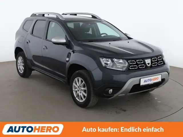 Dacia Duster view 8