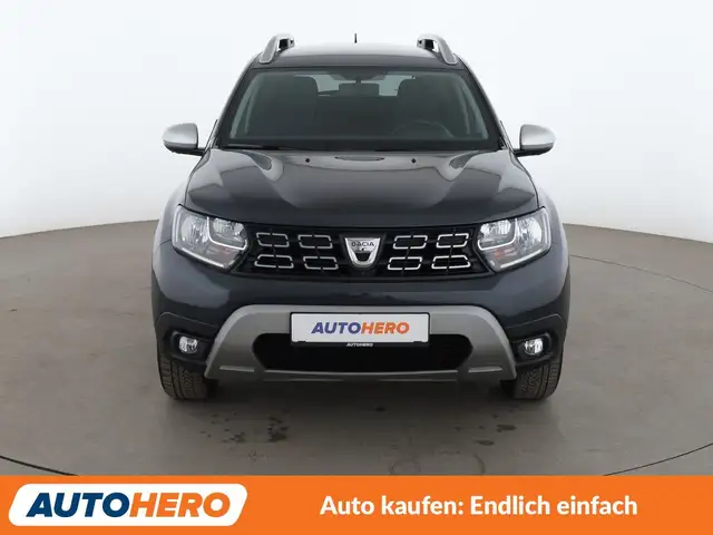 Dacia Duster view 9
