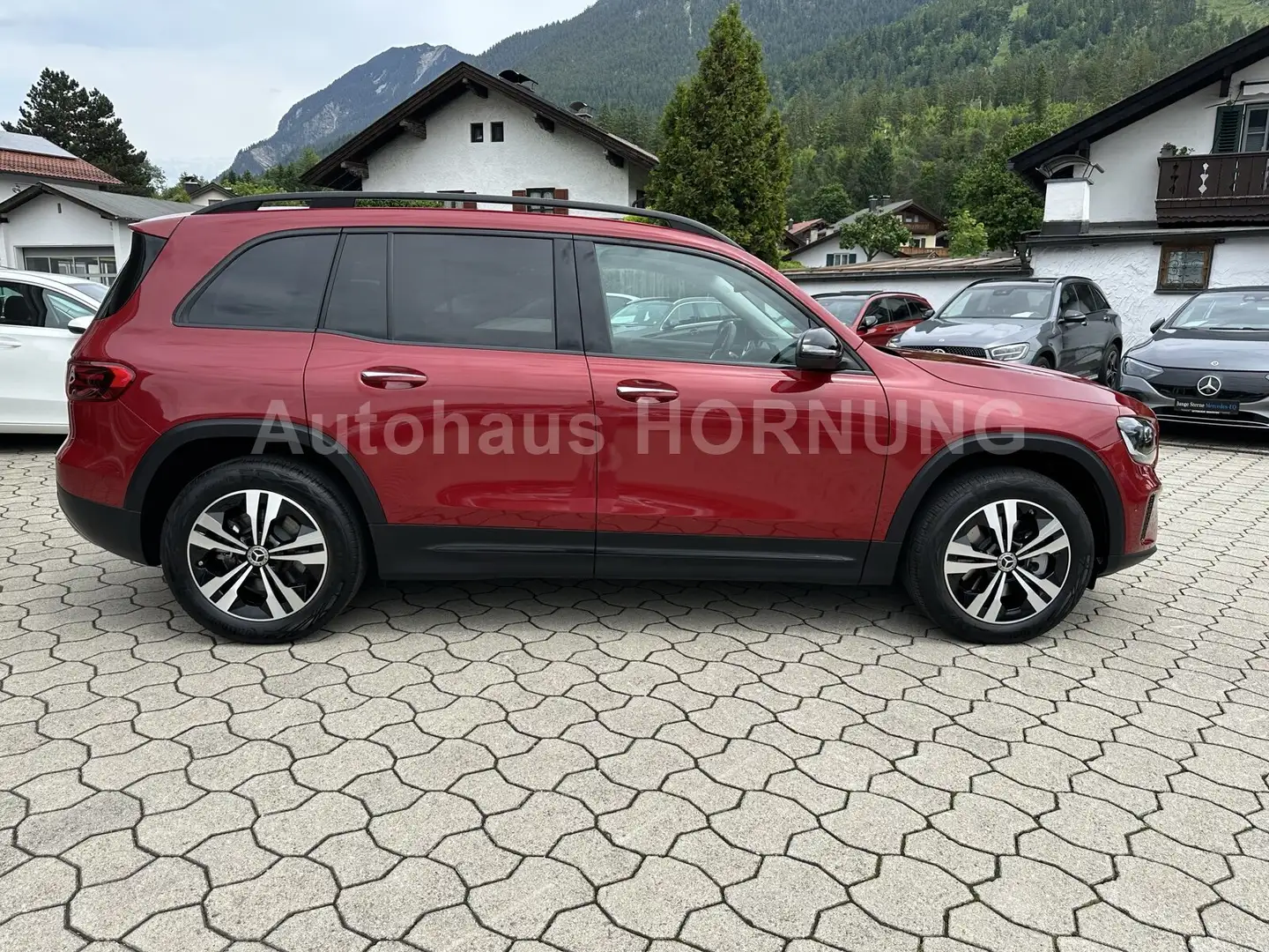 Mercedes-Benz GLB 250 GLB 250 4M NIGHT PROGRESSIVE ADV+ STDHZG PANOSD Roşu - 2