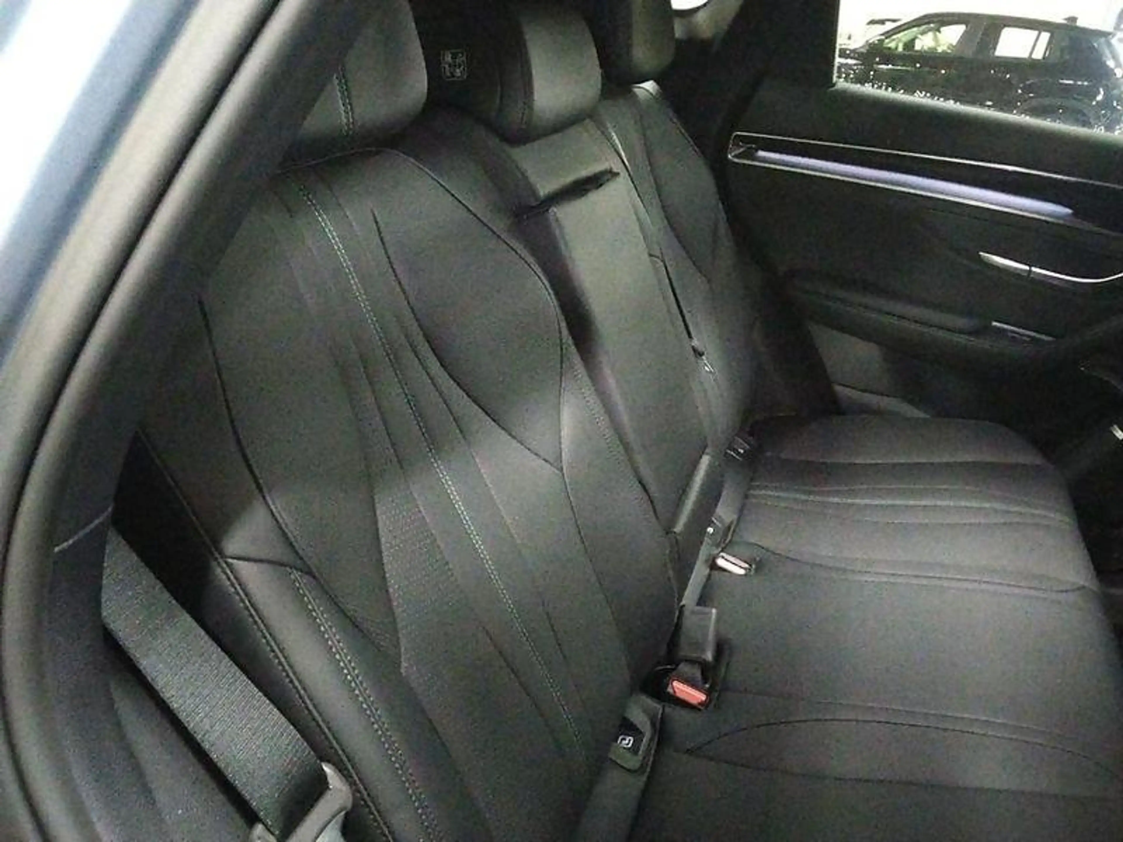 BYD Seal U DM-i 18.3 kWh FWD Boost 360°/ACC/Pano — photo 8