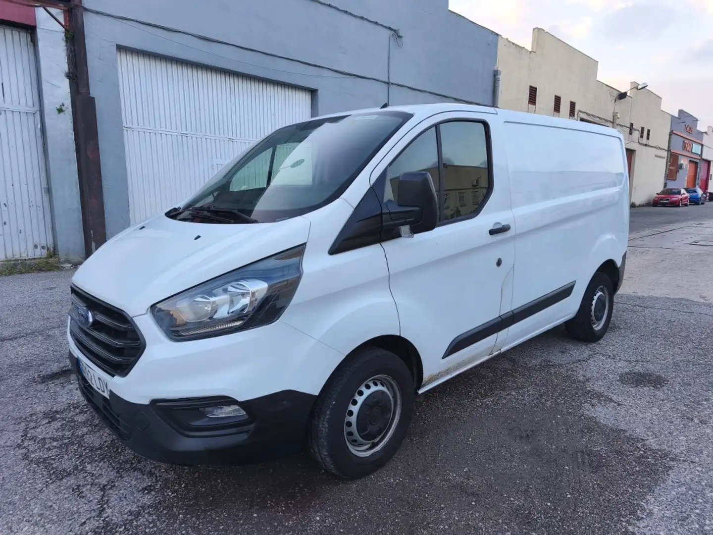 Ford Transit Custom FT 260 L1 Van Ambiente 105 Blanco - 2