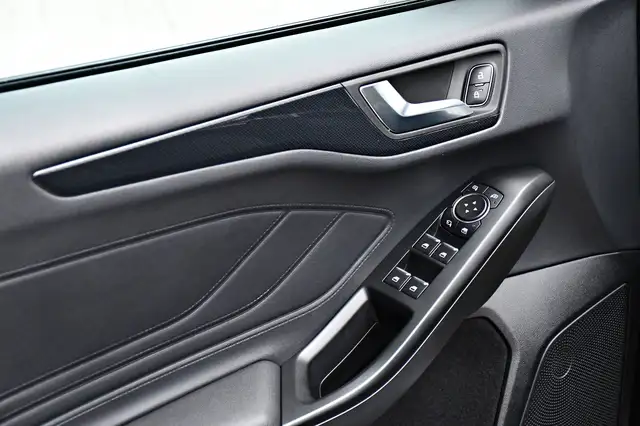 Ford Focus view 7