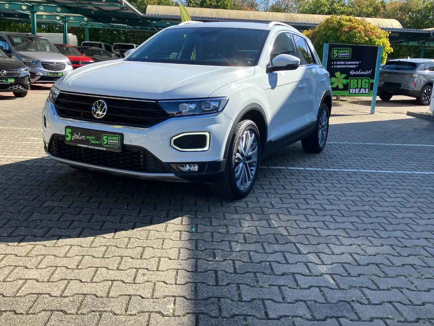 Volkswagen T-Roc 1.5 TSI Sport *ACC*LED*Sitzh.*Kamera*LM* Weiß - 2