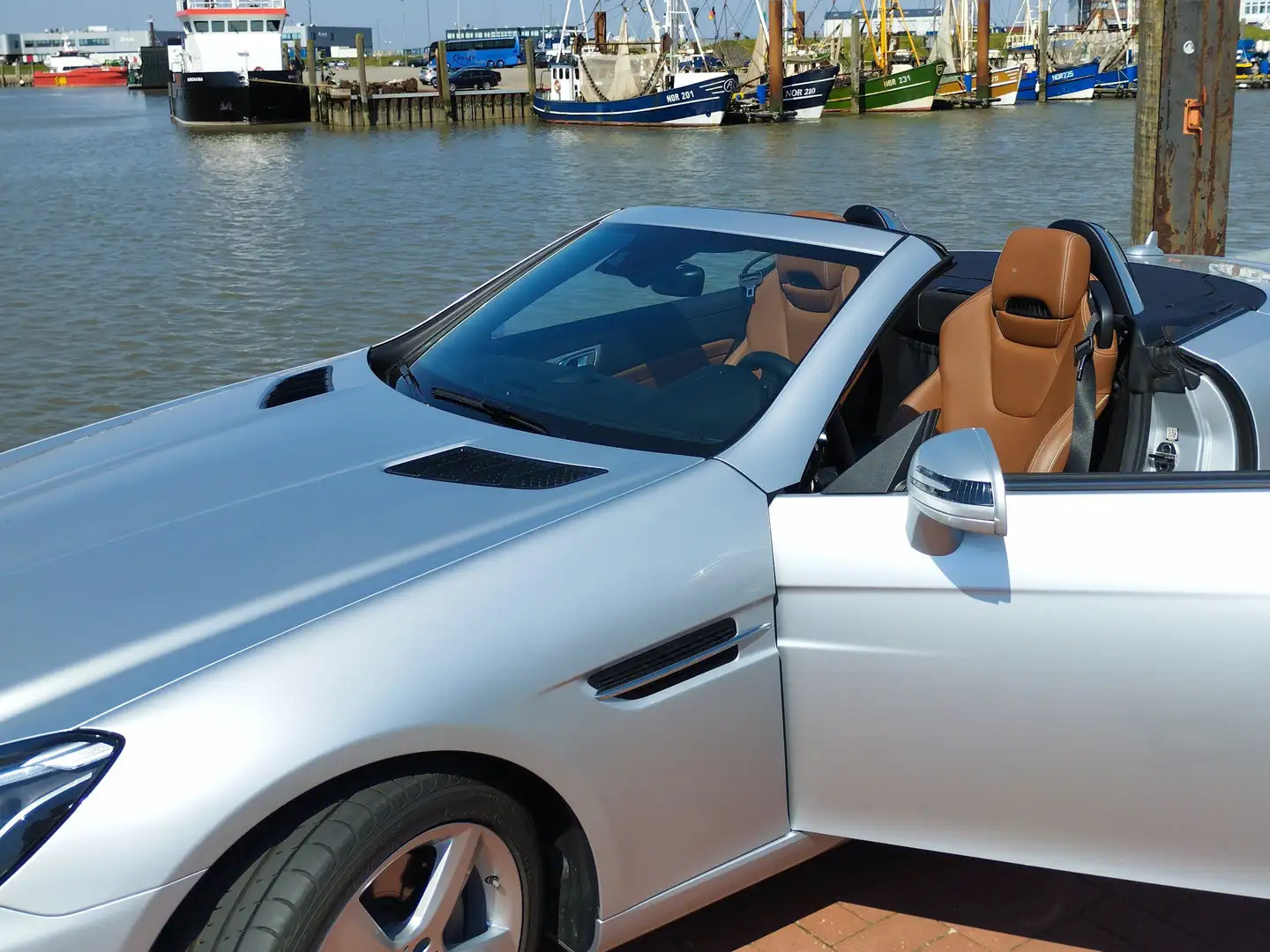 Mercedes-Benz SLC 200 SLC 200 9G-TRONIC Silver - 1