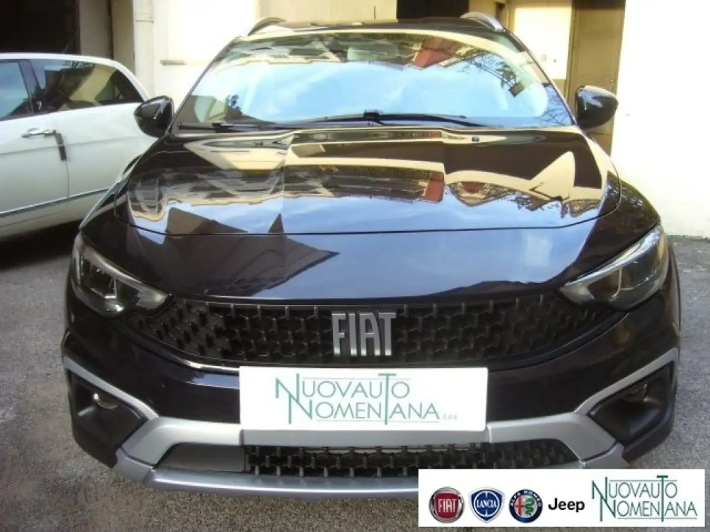 Fiat Tipo 1.0 Cross GPL NAVI  5 Porte Vettura Nuova  KM0 Nero - 1