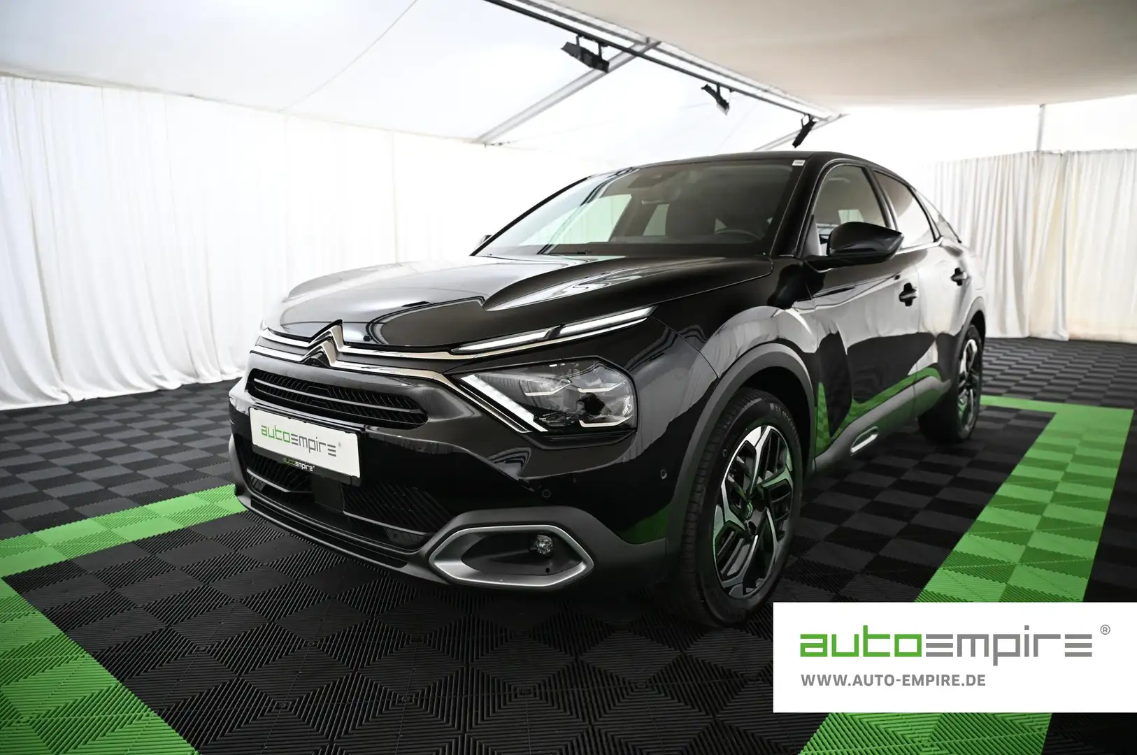 Citroen C4 1.2 PT EAT8 130 MAX LED/NAVI/SOUND/PANO/H-UP /18 Nero - 1