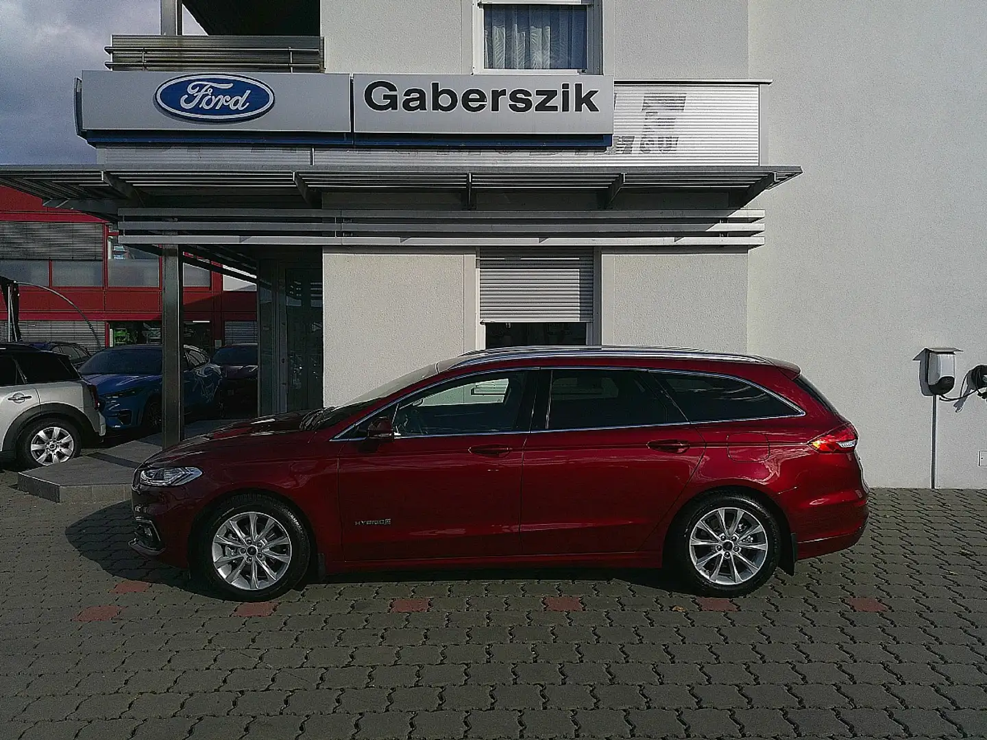 Ford Mondeo Traveller Titanium 2,0 Hybrid Aut. Rot - 2