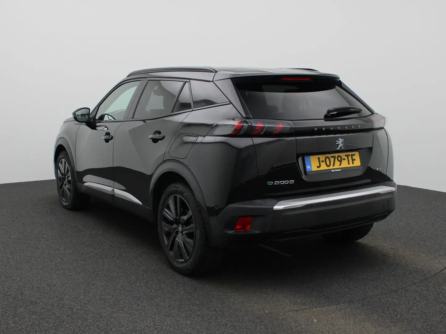 Peugeot e-2008 EV GT 50 kWh | Climate Control | Full Map Navigati Noir - 2