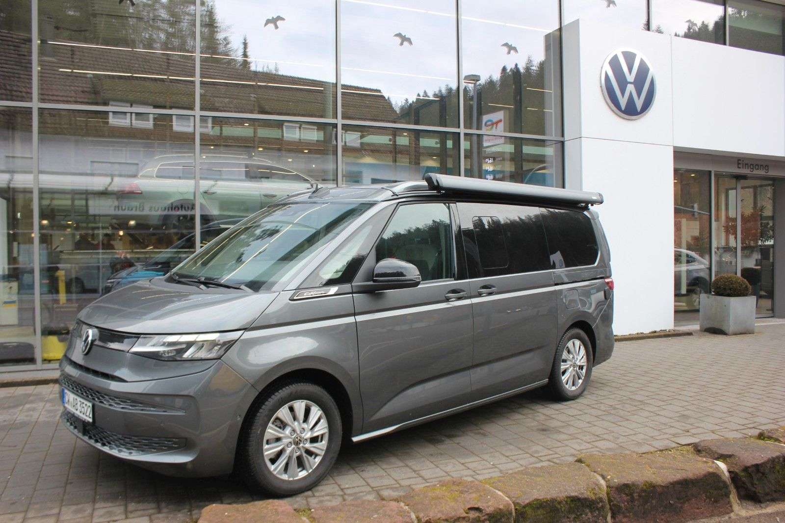 Volkswagen T7 California