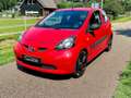 Toyota Aygo 1.0-12V |Airco|APK 21-05-2026 (Sport uitvoering) Rood - thumbnail 3