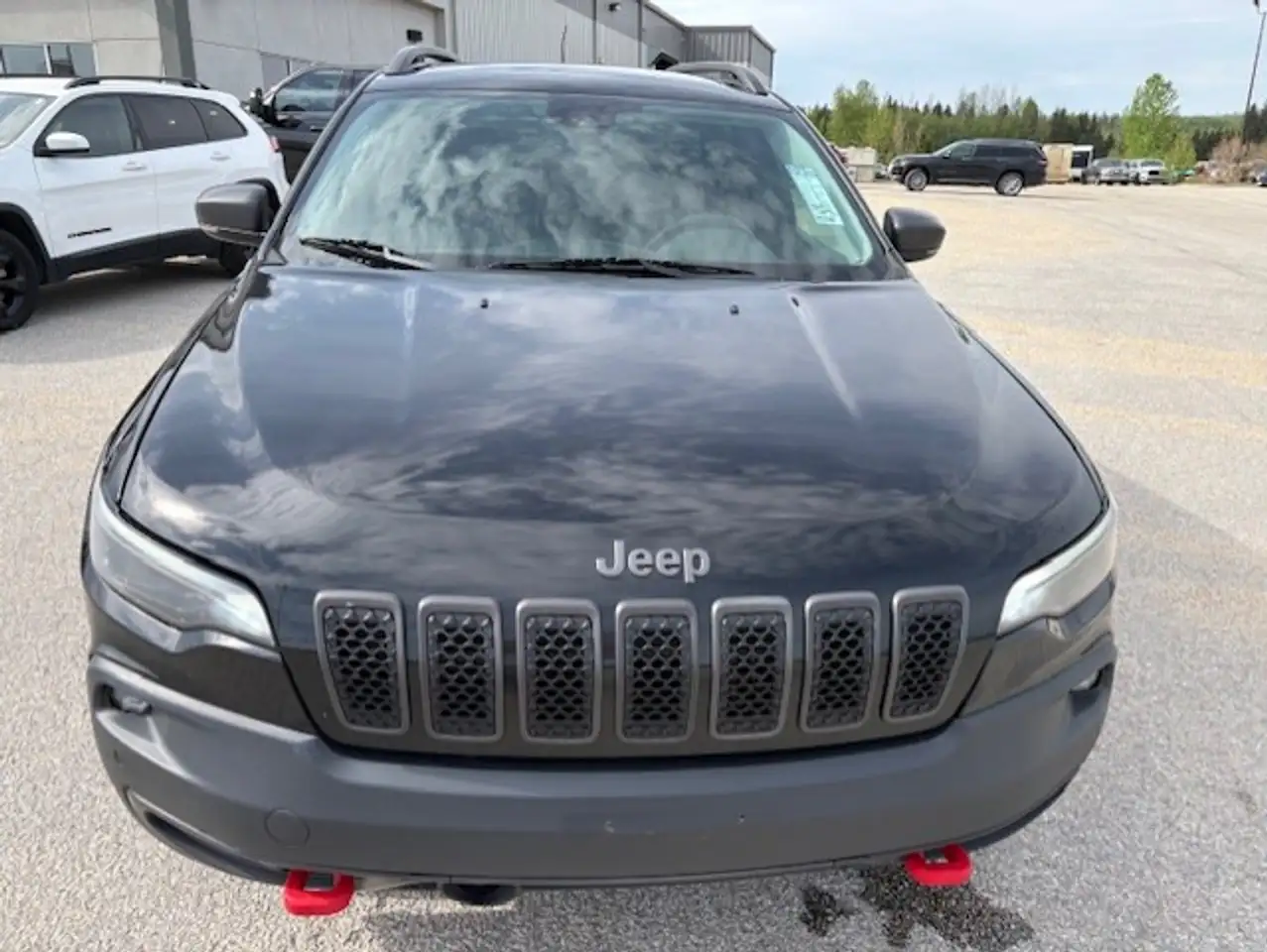 Jeep Cherokee снимка Jeep Cherokee