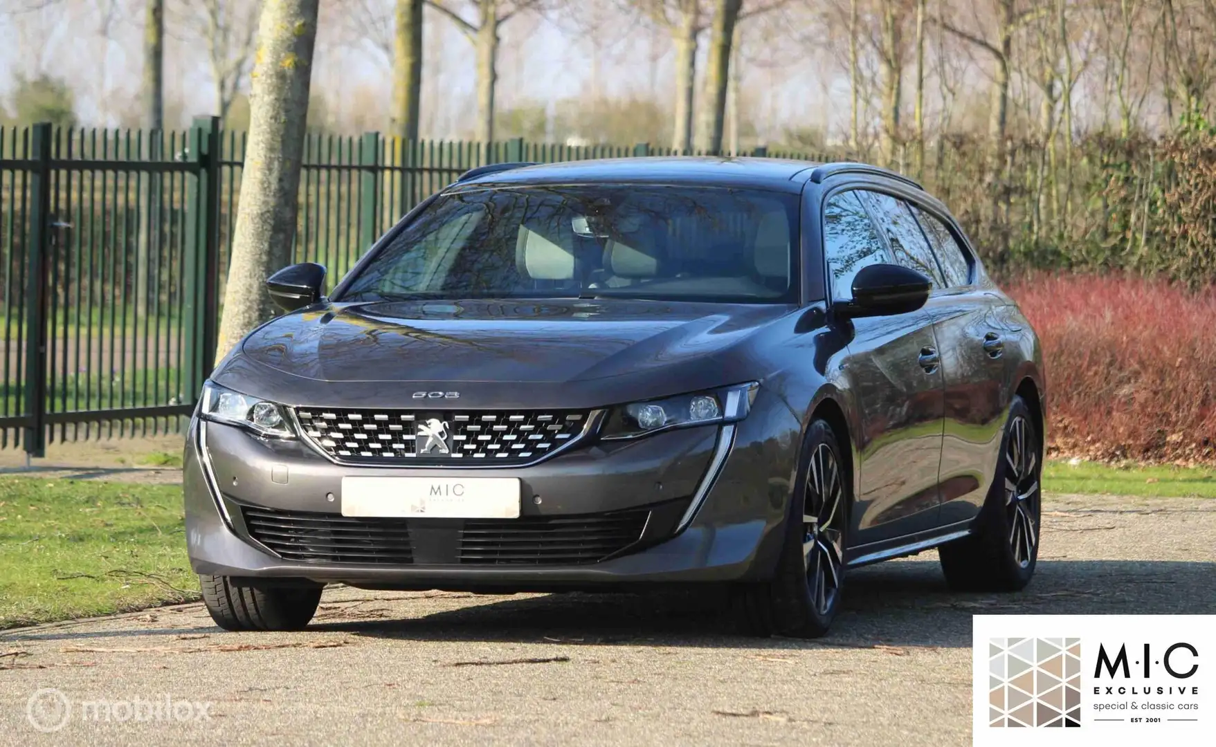 Peugeot 508 SW 1.6 HYbrid Blue Lease GT Grau - 1
