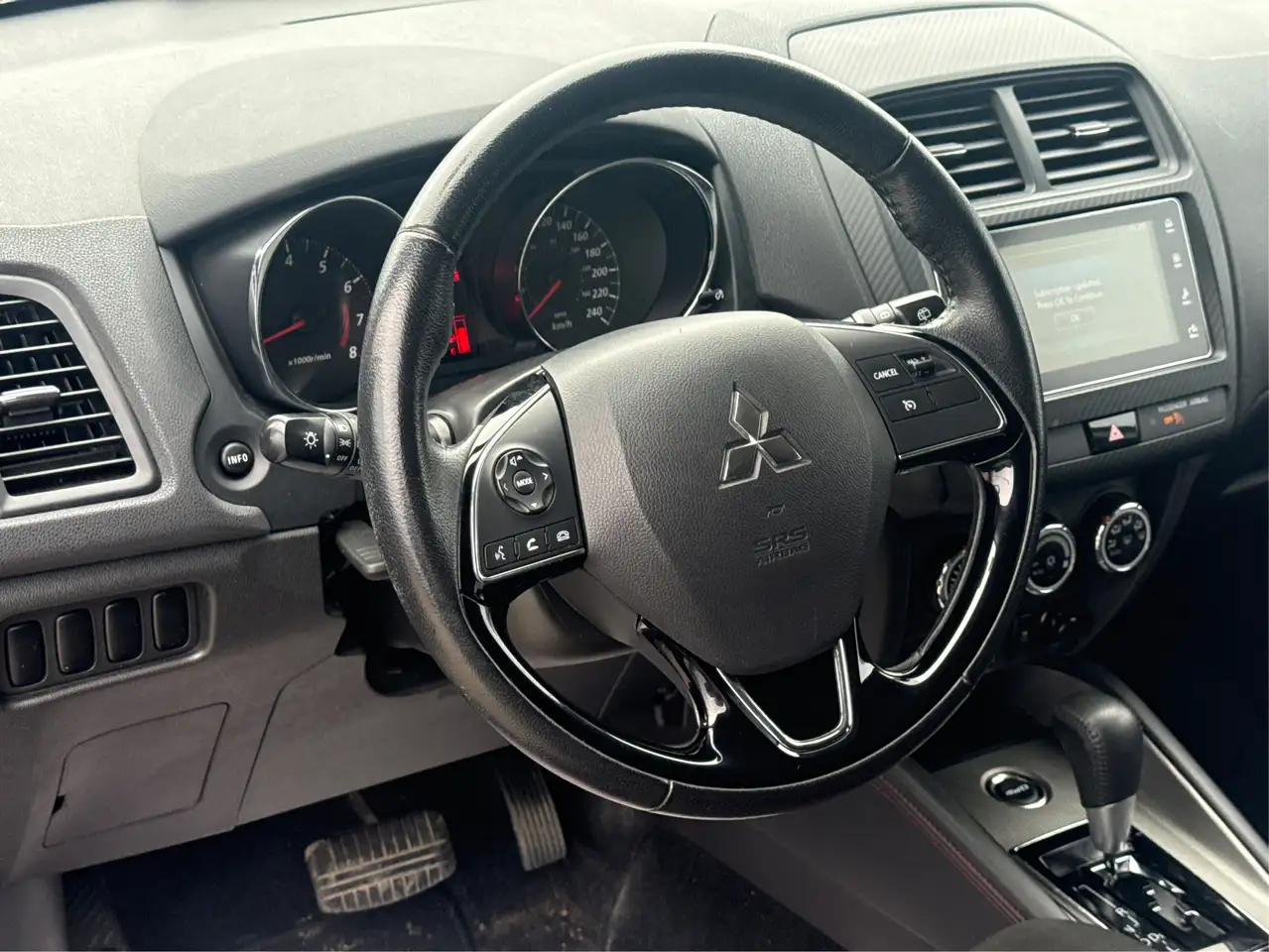 Mitsubishi RVR снимка Mitsubishi RVR