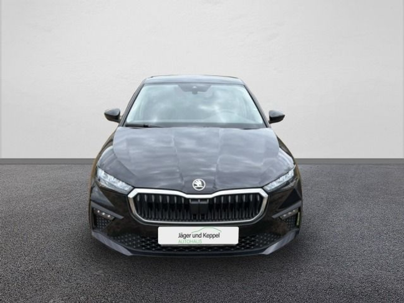 Skoda Scala Essence 1,0 TSI 70 kW 5-Gang mech. — photo 8