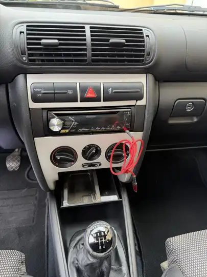 SEAT León 1.6 Sport 2004, foto 7