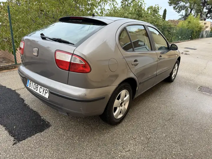 SEAT León 1.6 Sport 2004, foto 2
