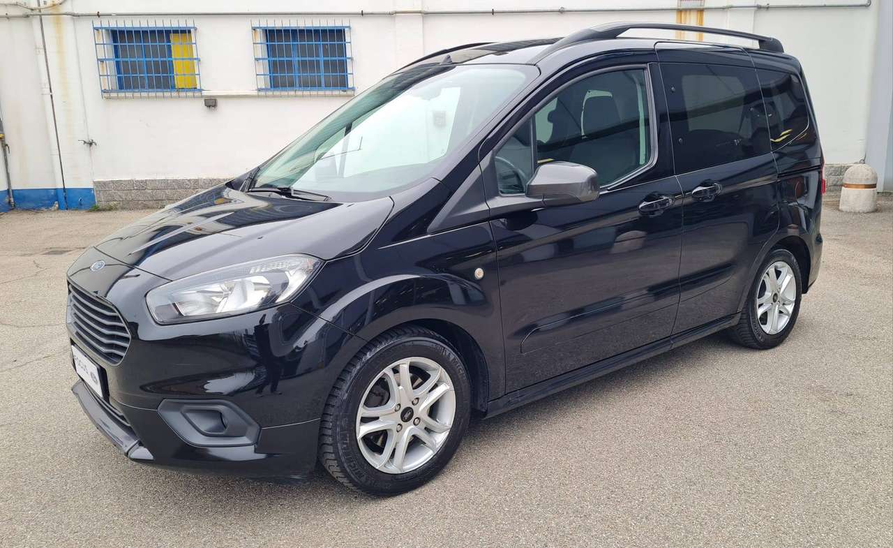 Ford Courier Titanium