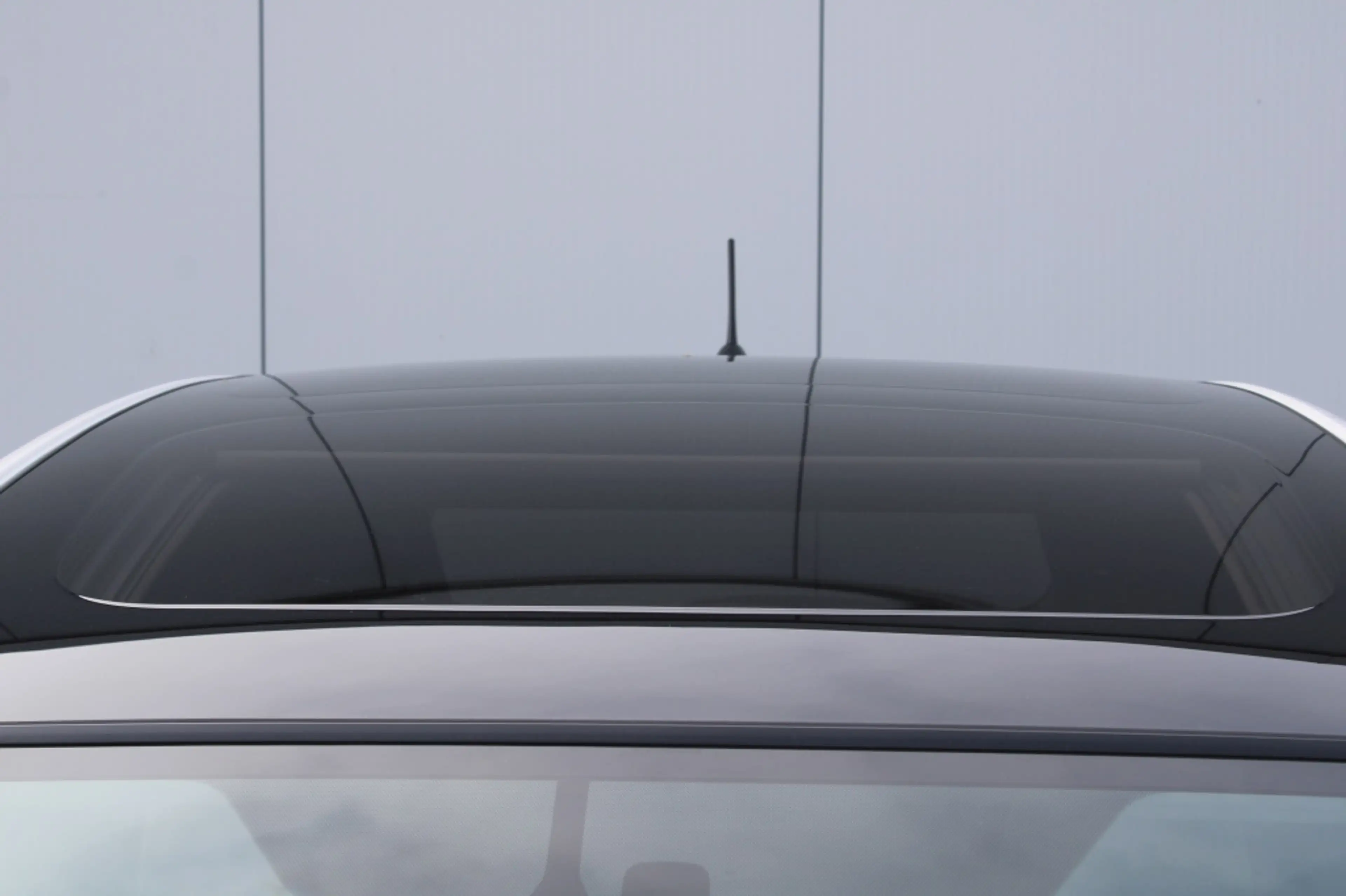 Toyota Prius Wagon 1.8 Aspiration Limited 7 prs. — photo 8
