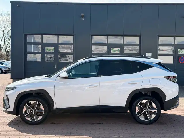Hyundai Tucson view 7