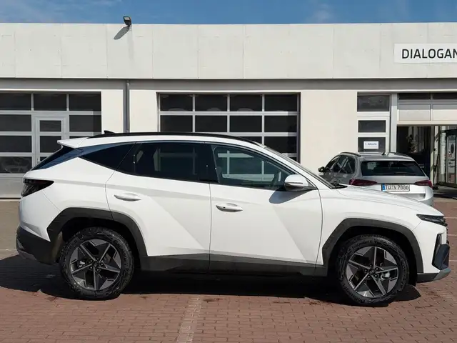 Hyundai Tucson view 8