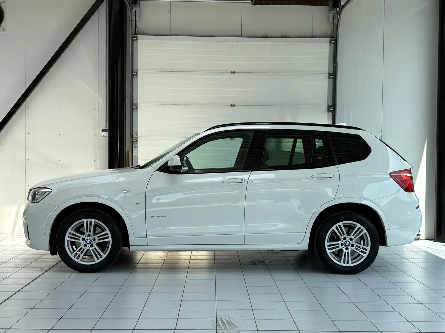 BMW X3 X3 2.0 dA sDrive18 *PACK M*XENON*CUIR*GPS*CAMERA* Wit - 2