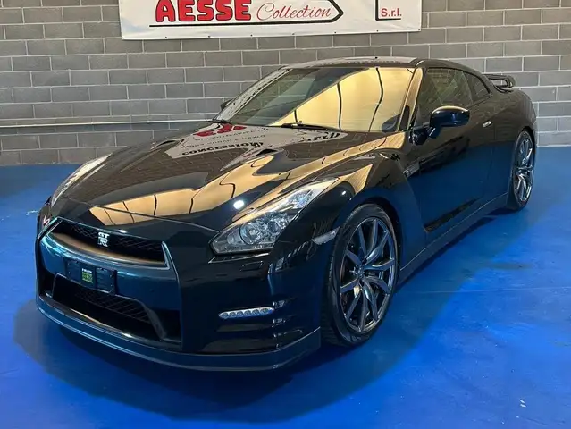 Nissan GT-R GT-R 3.8 V6 Black edition 550cv
