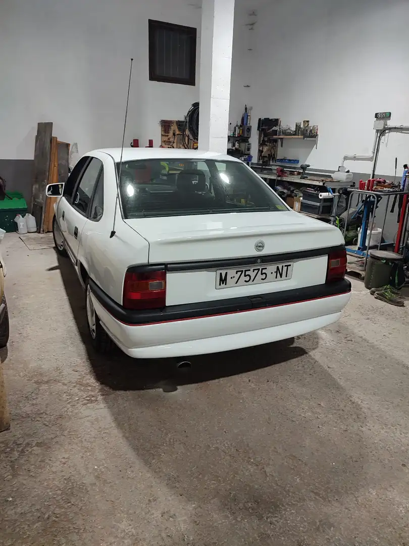 Opel Vectra Vectra 2.0i GT GT - 2