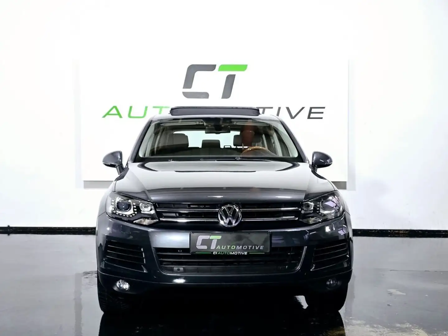 Volkswagen Touareg V6 TDI BMT 4Motion Aut. Grau - 2
