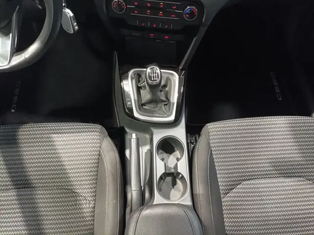 Kia Ceed view 13