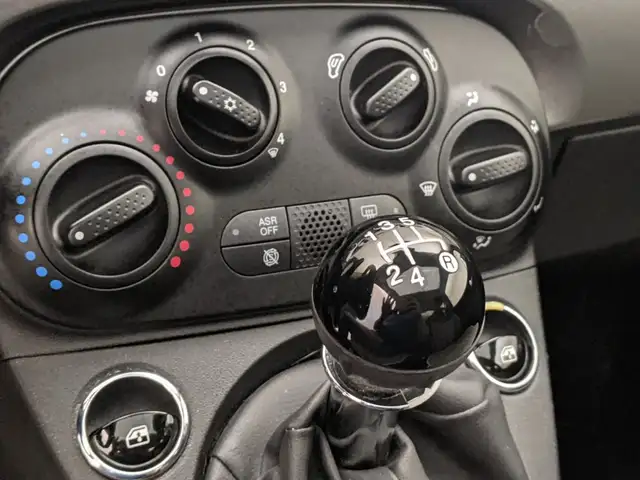 Fiat 500 view 11
