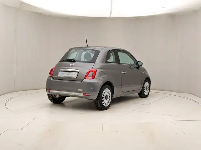 Fiat 500 view 4