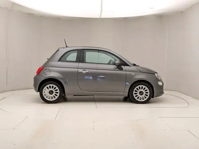 Fiat 500 view 3