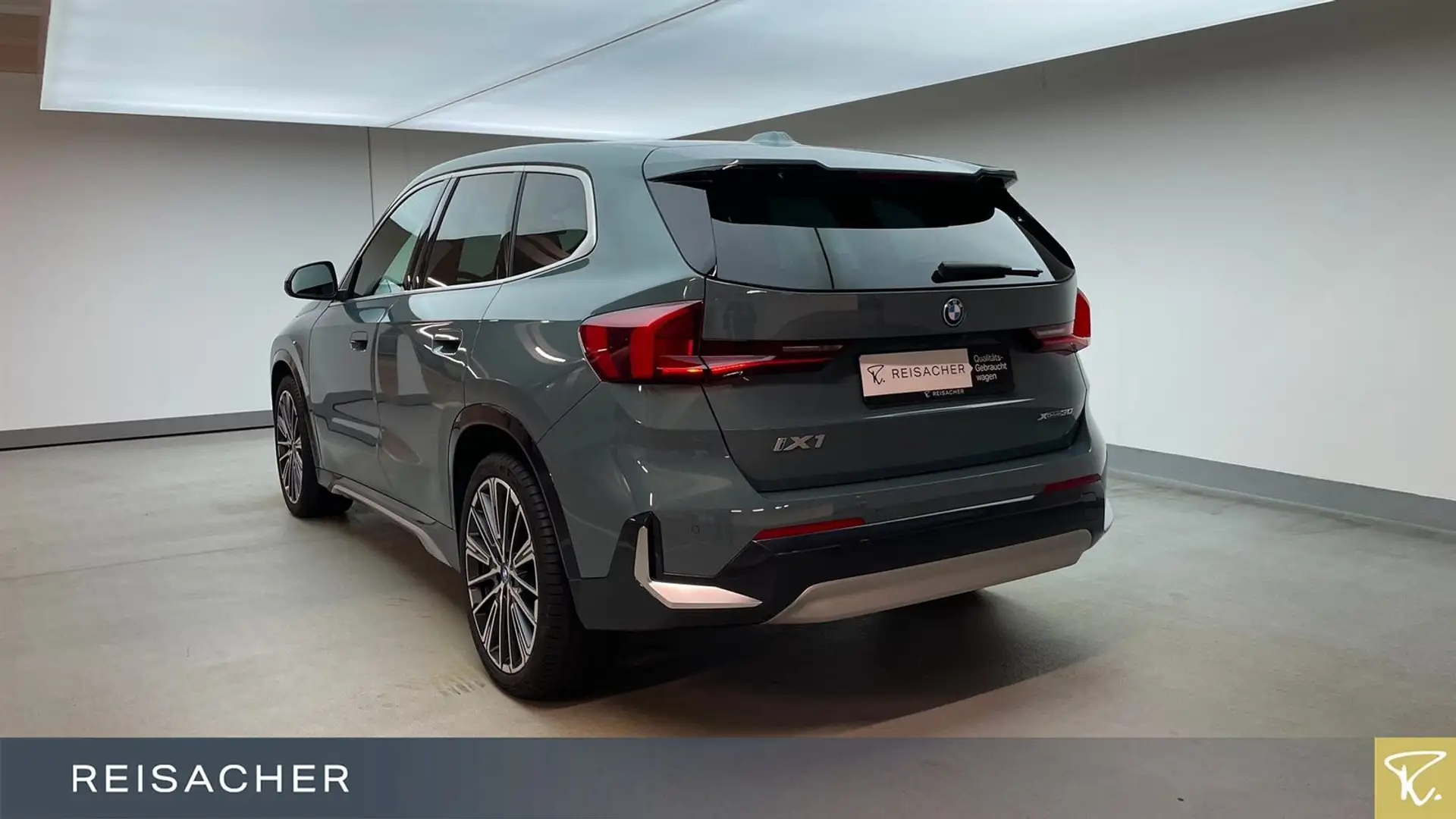 BMW iX1 IX1 A XDRIVE30 X-Line LCPlus RFK SSV LM20" Grün - 2