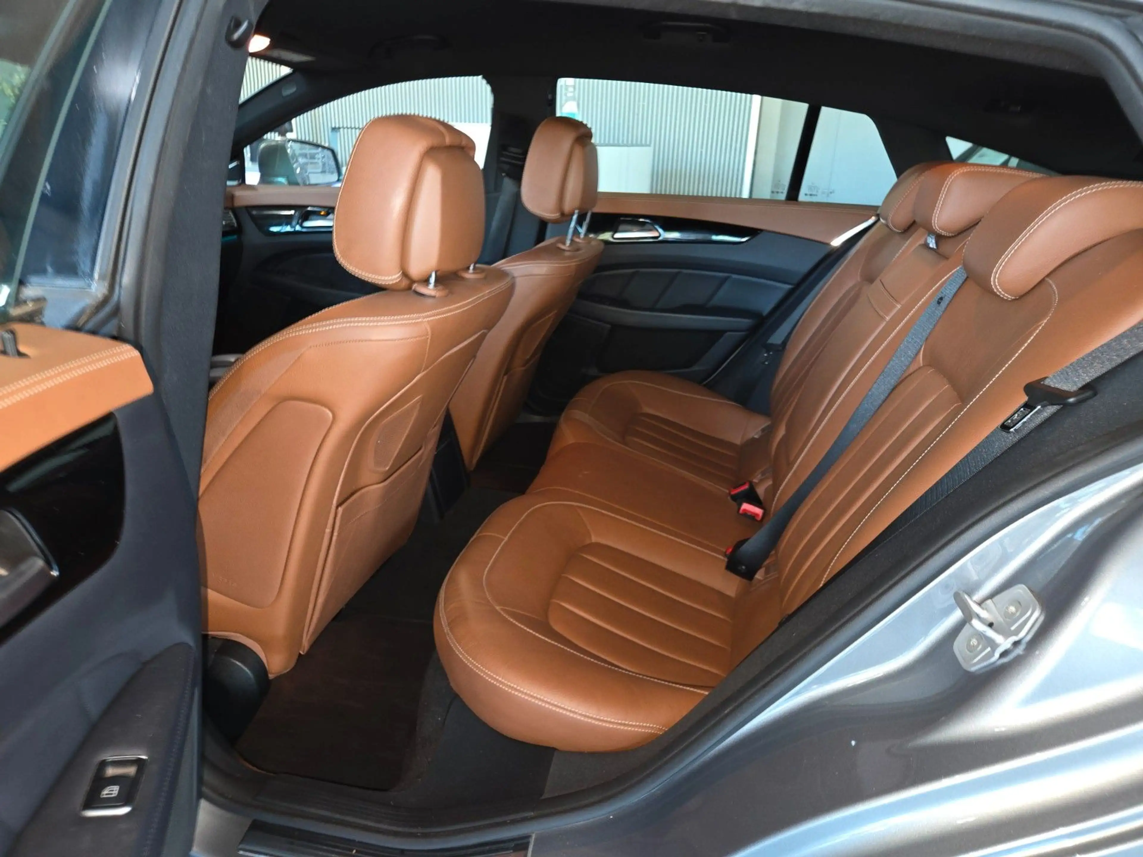Mercedes-Benz CLS 250 360° Harman Kardon — photo 9